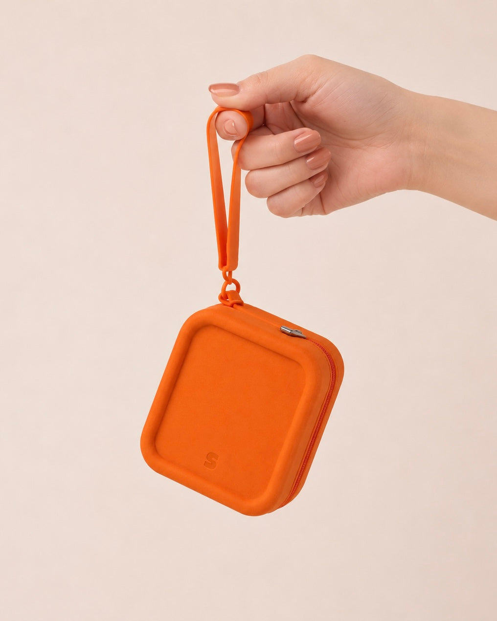 PRE-ORDER: SOHO LENS CASE | ORANGE