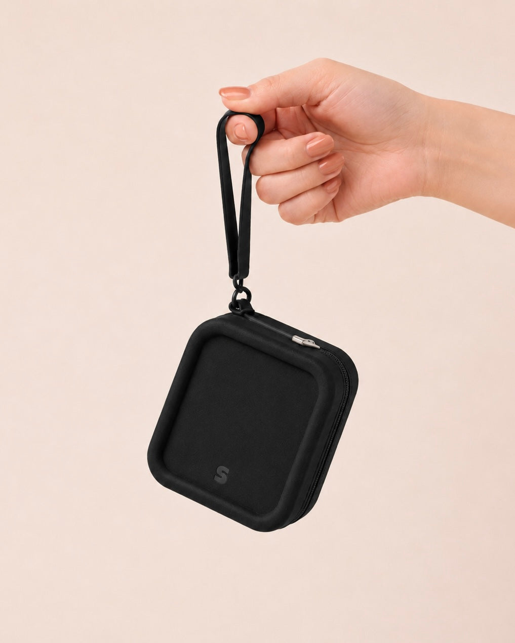 PRE-ORDER: SOHO LENS CASE | BLACK