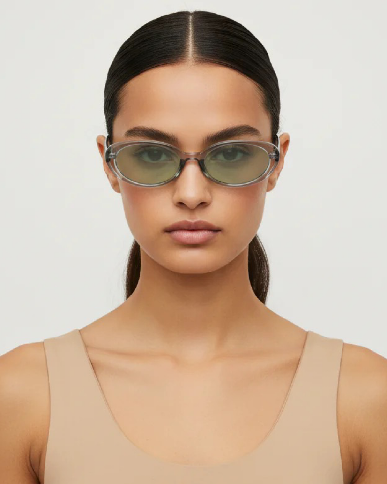 GIGI 2.0 | SMOKED GLASS