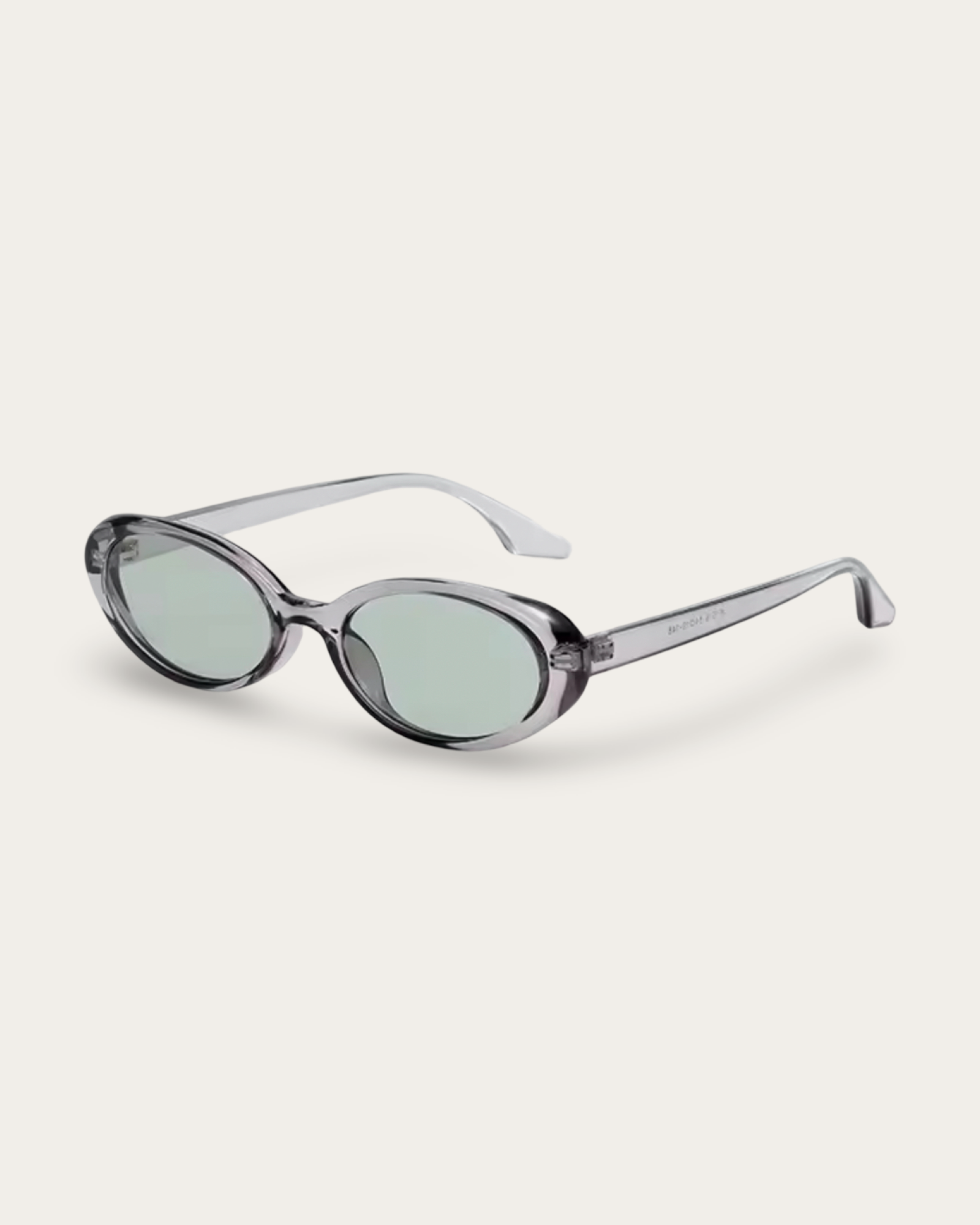 GIGI 2.0 | SMOKED GLASS